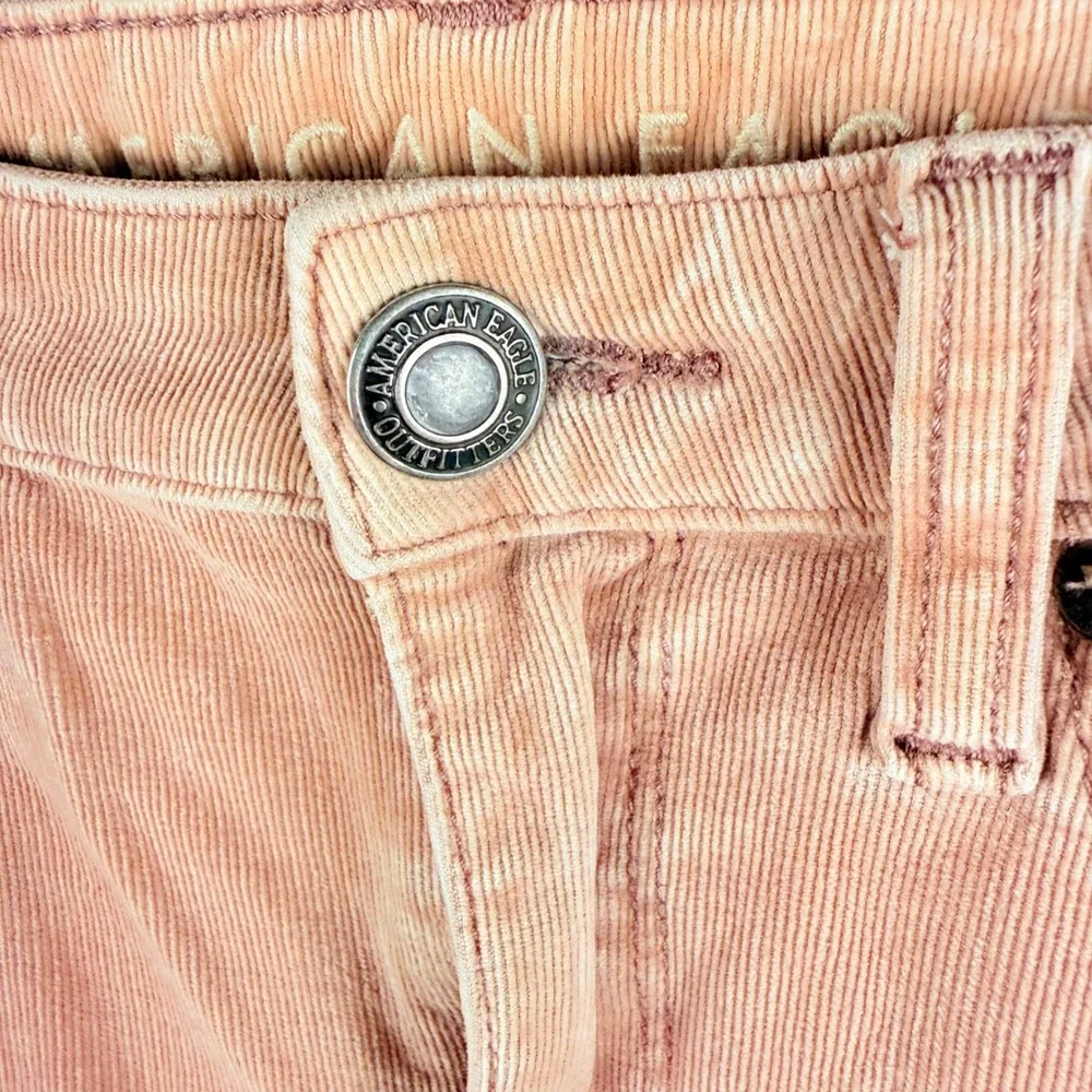 American Eagle Hi-Rise Crop‎ Flare Dusty Pink Corduroy Pants Size 2 Distressed